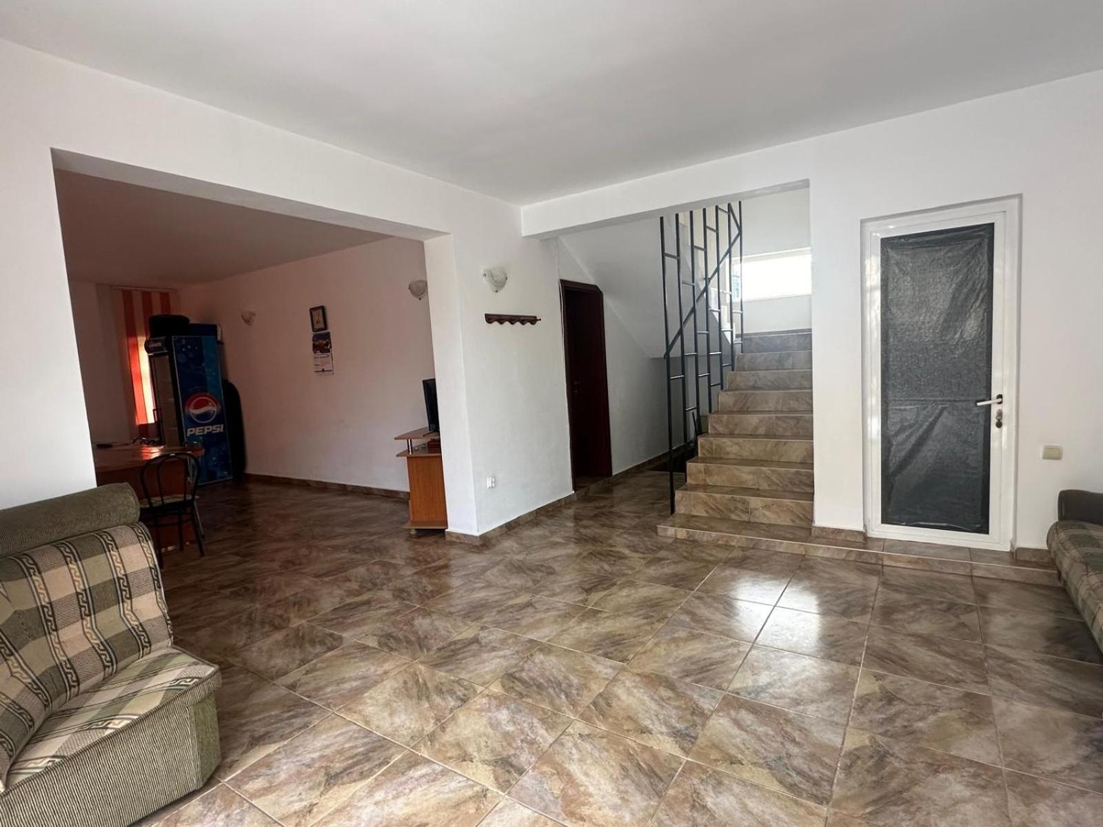 فندق Vila Lucy كوستِنيست المظهر الخارجي الصورة